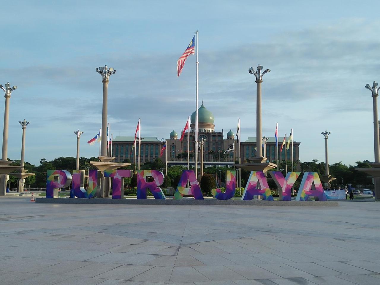 Homestay D 11 Putrajaya Netflix Wifi Exteriér fotografie
